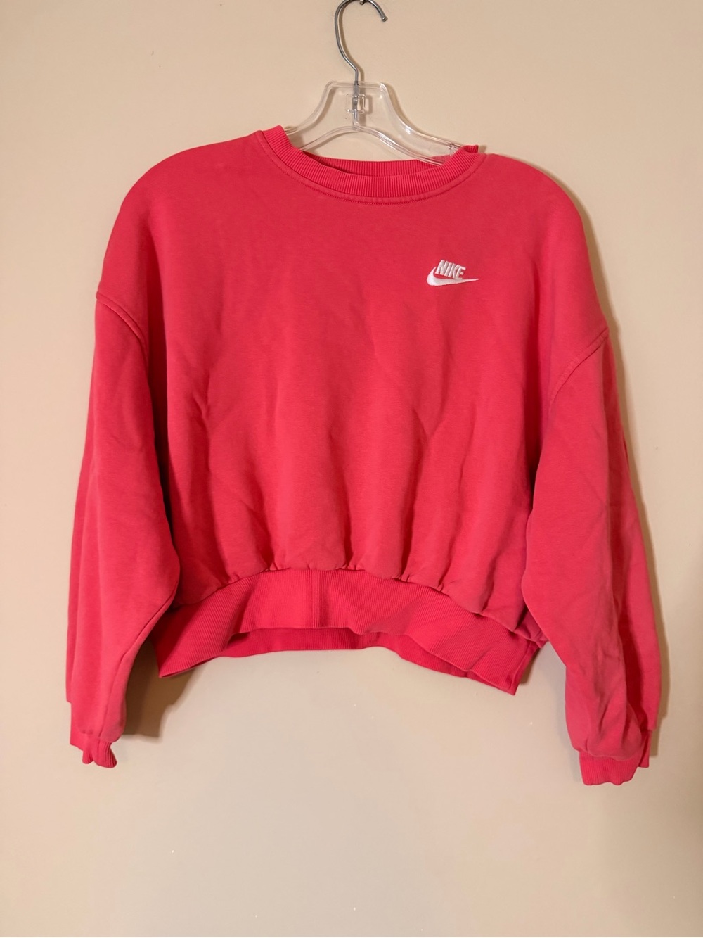 Nike Coral Pink Cropped Crewneck Sweatshirt